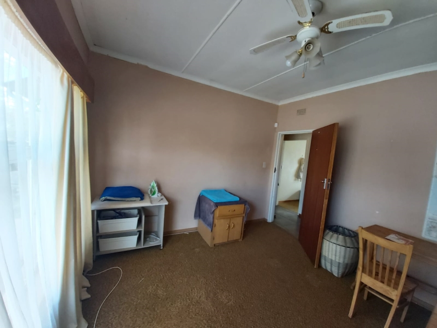 7 Bedroom Property for Sale in Kuruman Northern Cape